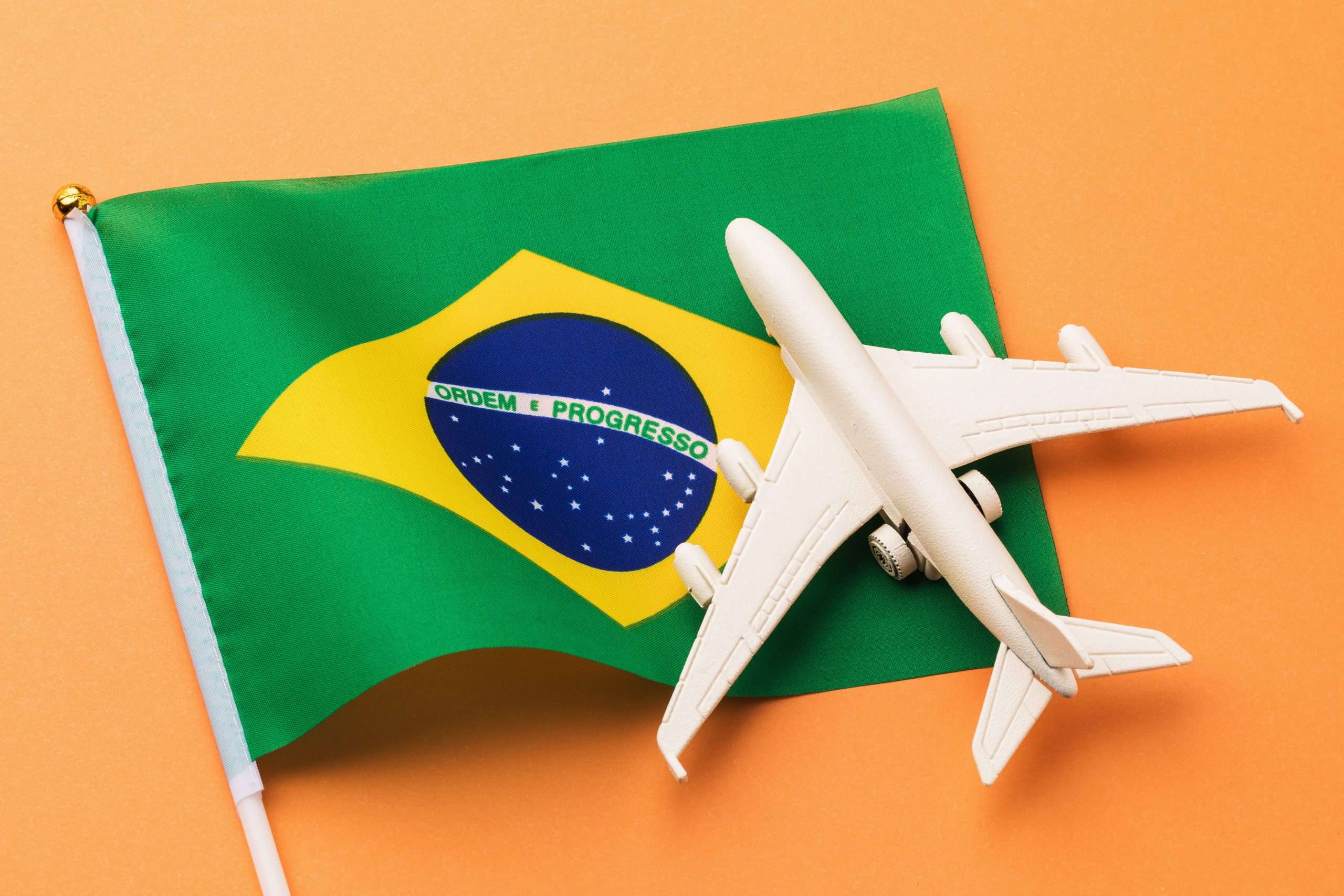 Passagem aérea por R$ 200: entenda o programa ‘Voa Brasil’